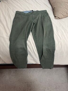 Banana Republic Olive Chino Pants - Men's